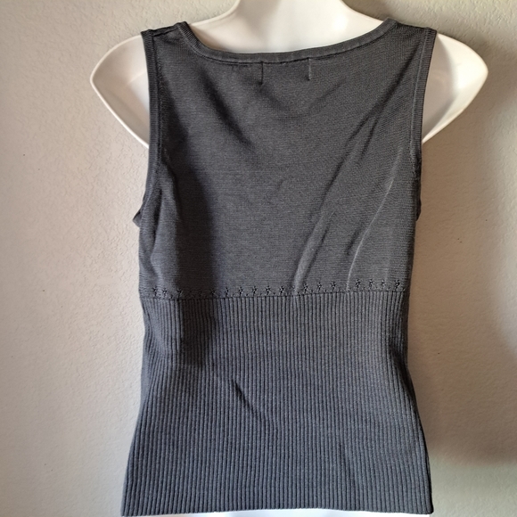 Jay Jacobs Dark Gray Square Neck tank top. Size Large - Picture 8 of 12